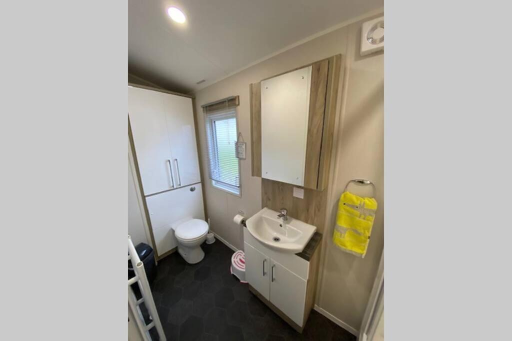 Glade Lodge- North Devon Coast, Bideford Bay Caravan Park Zewnętrze zdjęcie